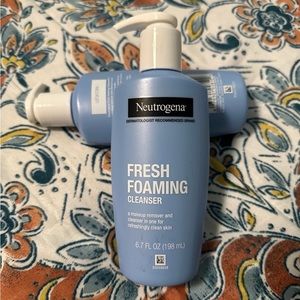 Neutrogena Fresh Foaming Cleanser